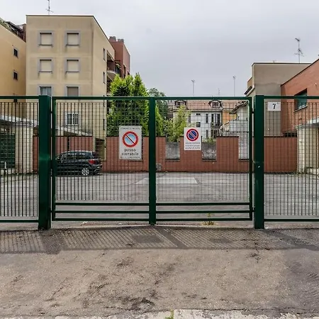Free Parking - 1 Min Metro To Duomo - Loft Moderno Apartment *