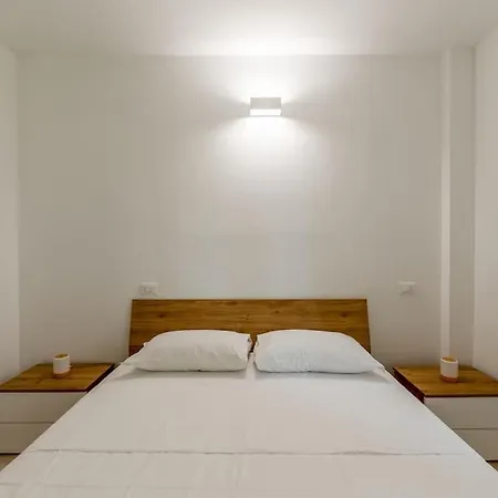 Apartment Free Parking - 1 Min Metro To Duomo - Loft Moderno