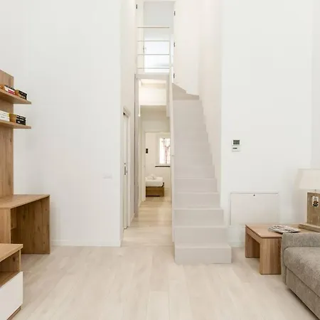 Apartment Free Parking - 1 Min Metro To Duomo - Loft Moderno