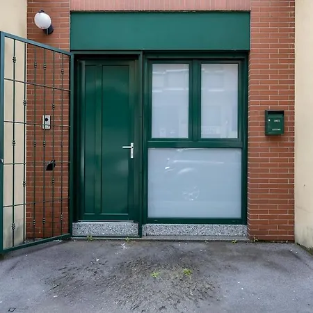 Apartment Free Parking - 1 Min Metro To Duomo - Loft Moderno *